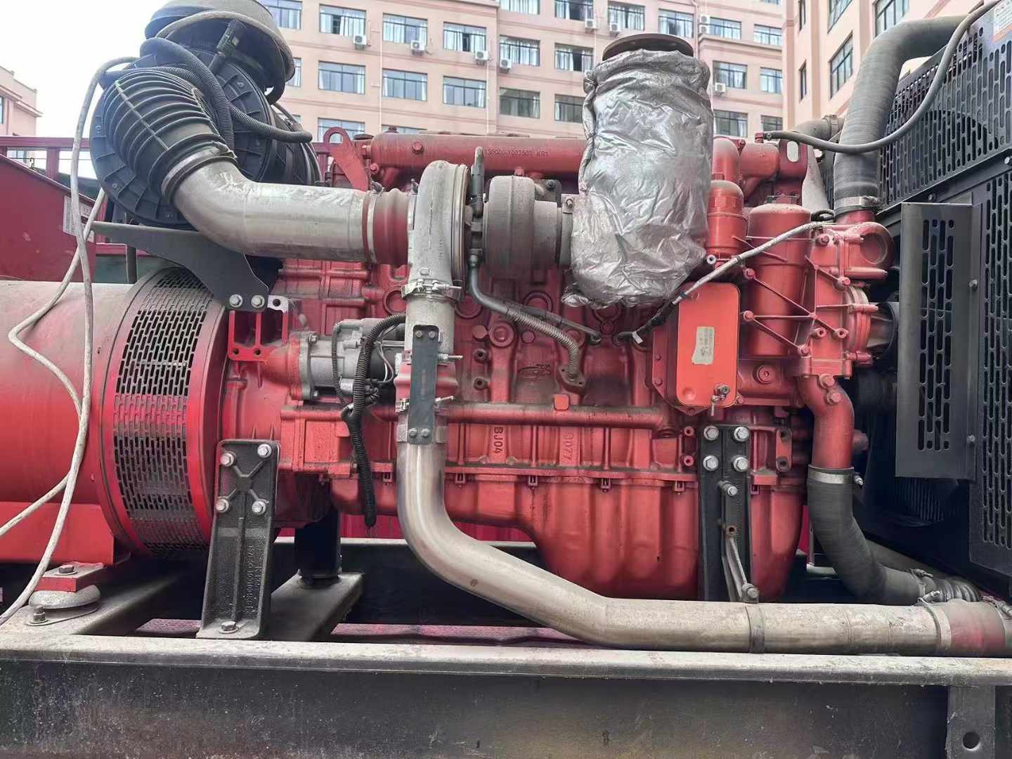 江海如何选择适合 600kW 柴油发电机组的过载保护器？