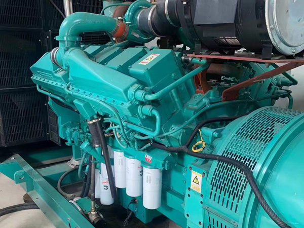 江海更换100kW柴油发电机组机油时，需要注意哪些事项？