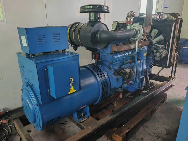 江海100kW柴油发电机组使用多级机油有哪些优缺点？